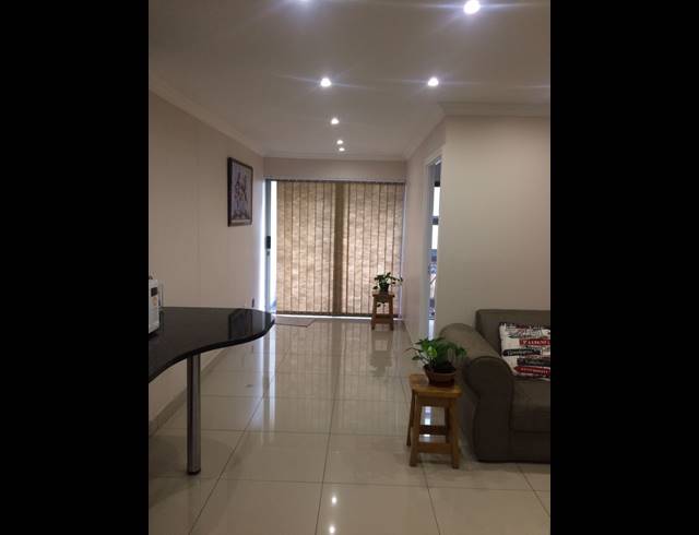 2 BEDROOM APARTMENT FOR SALE IN UMHLANGA RIDGE